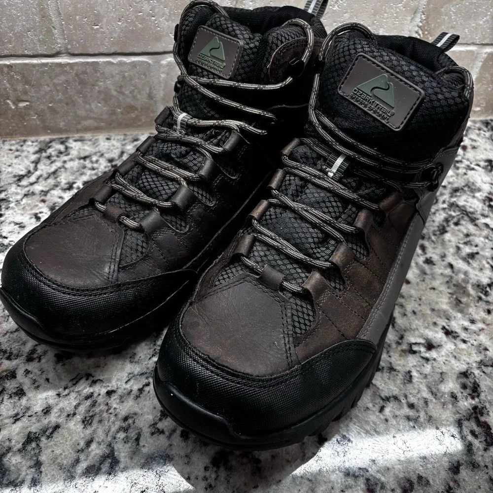 Ozark ‎ Men's Waterproof Hiking Boots Size 12, Brown